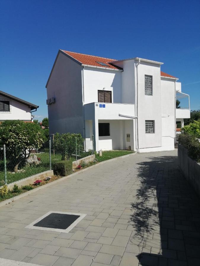 Apartment Niva Nin Exterior foto